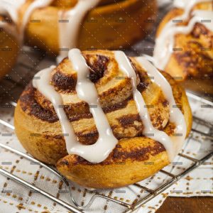 demo-attachment-655-op_homemade-cinnamon-roll-pastry-P7DUHPH